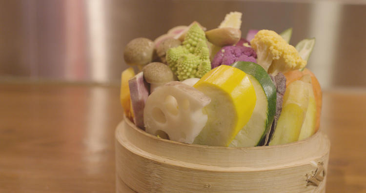 色とりどりの旬な蒸し野菜