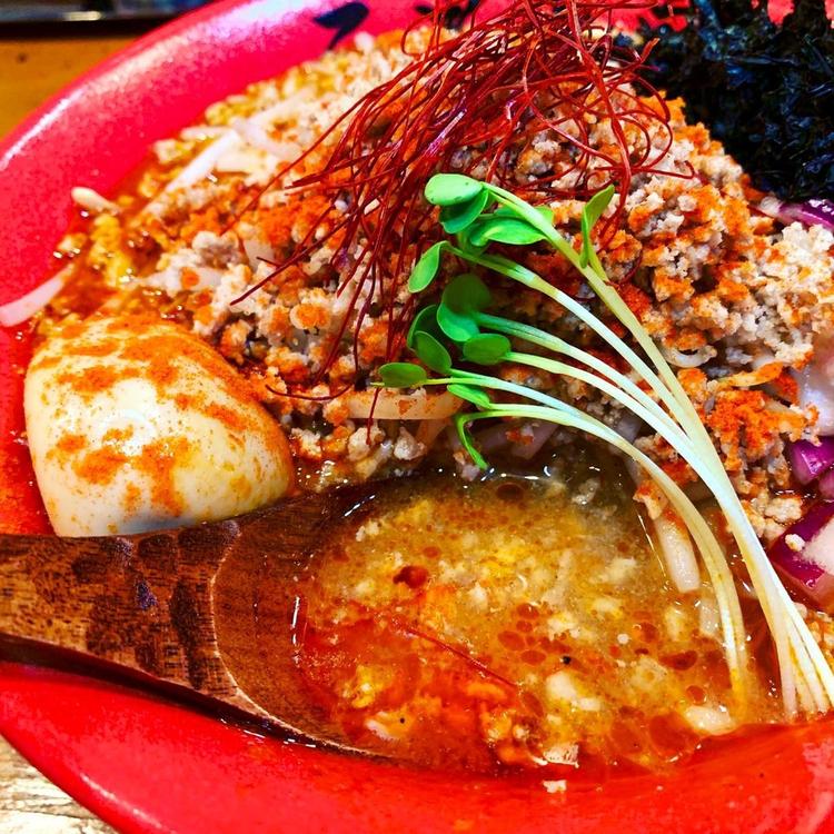 辛いラーメンシリーズも大人気です!