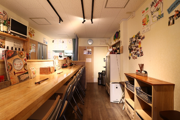 スタッフもお客様同士も仲良しなお店です☆
