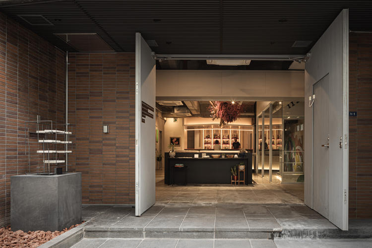 BnA_WALLのカフェバー部門