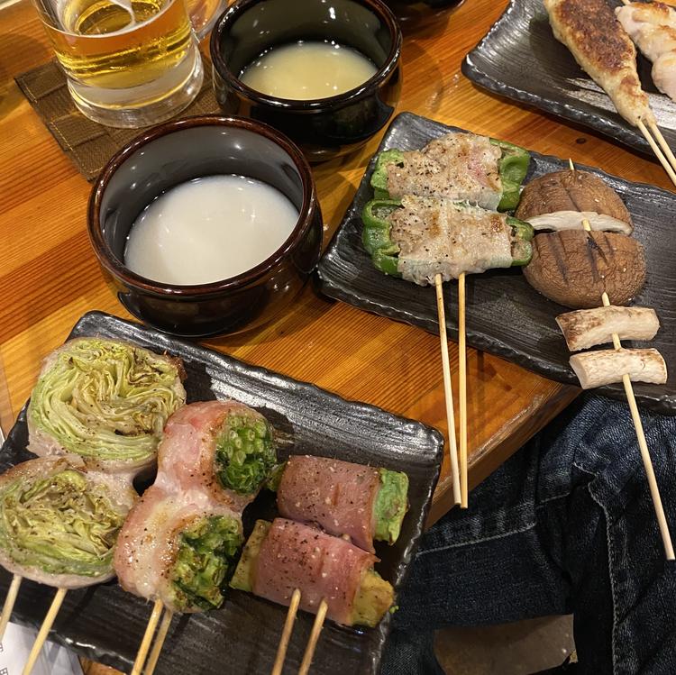 熱々の串焼きも人気です!