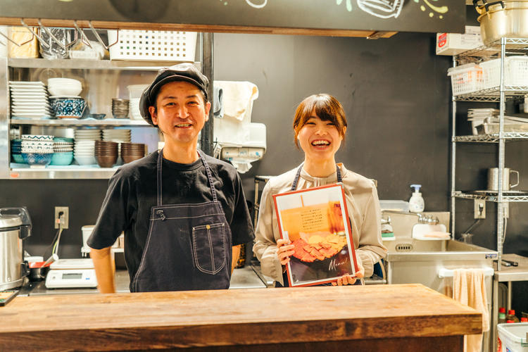 月見海鮮丼&海鮮BAR 金谷丸-KANAYAMARU-