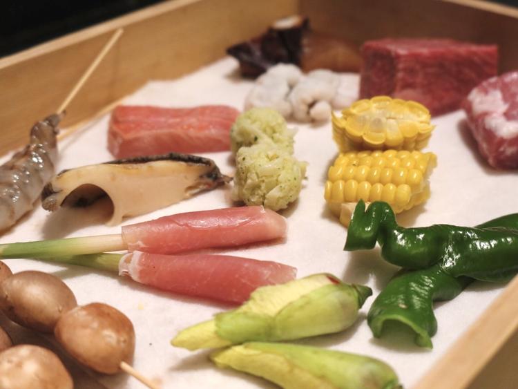 季節の最上素材を全国の生産者から取り寄せ