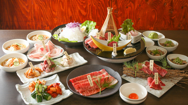 コース料理も提供しています