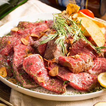 肉バル「KACCHAN」の料理