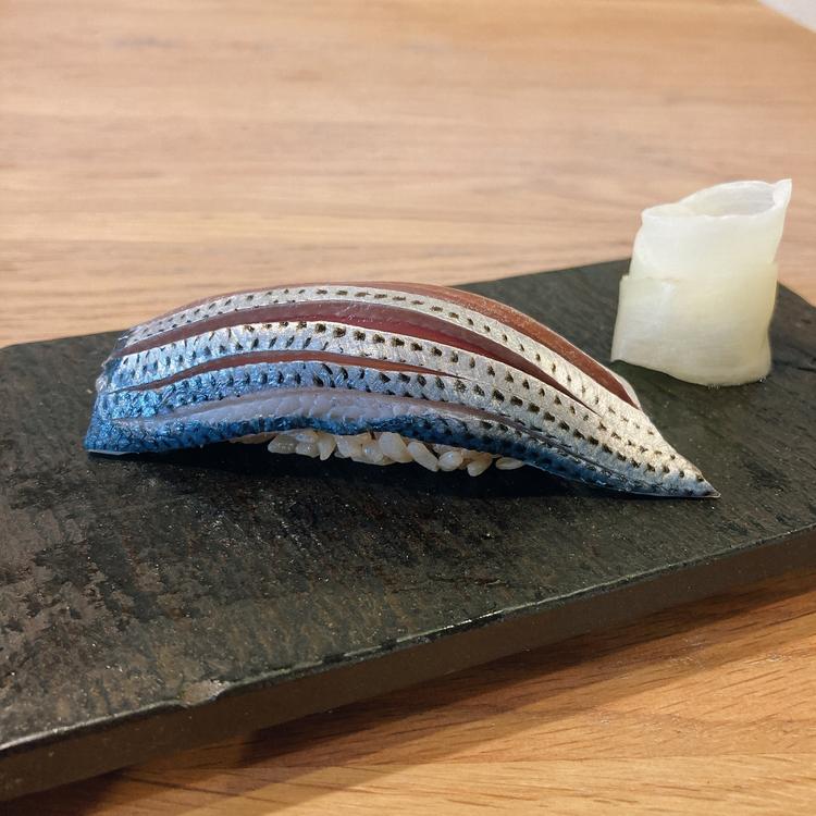 小肌の握り 280円