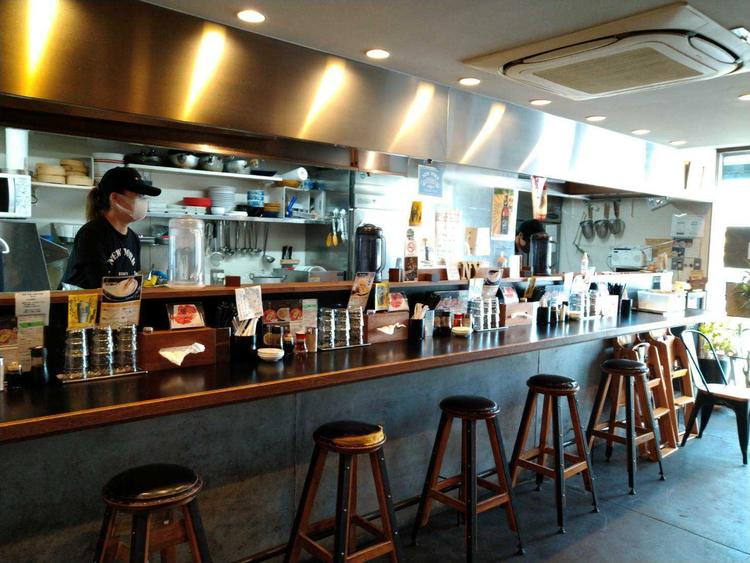 地元で人気のラーメン店◎