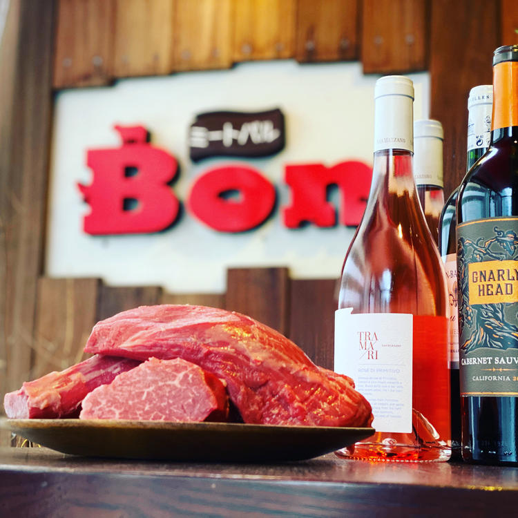 仮:『肉』を中心としたバルや酒場業態