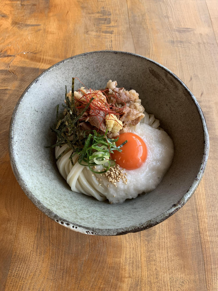 牛肉とろ玉うどん