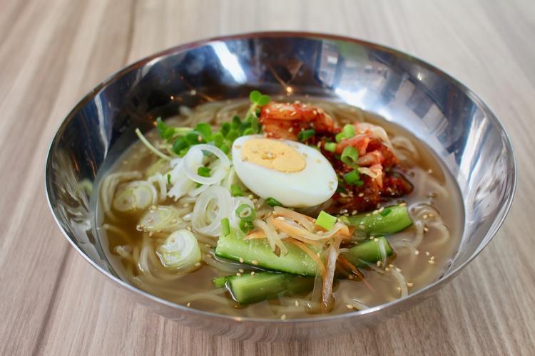 冷麺など、サイドメニューも充実◎