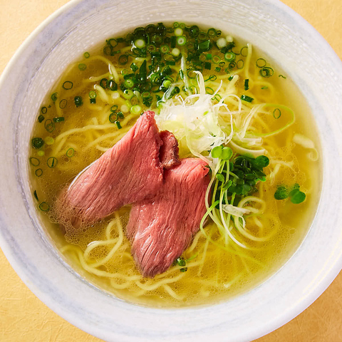 本格派ラーメンも自慢!