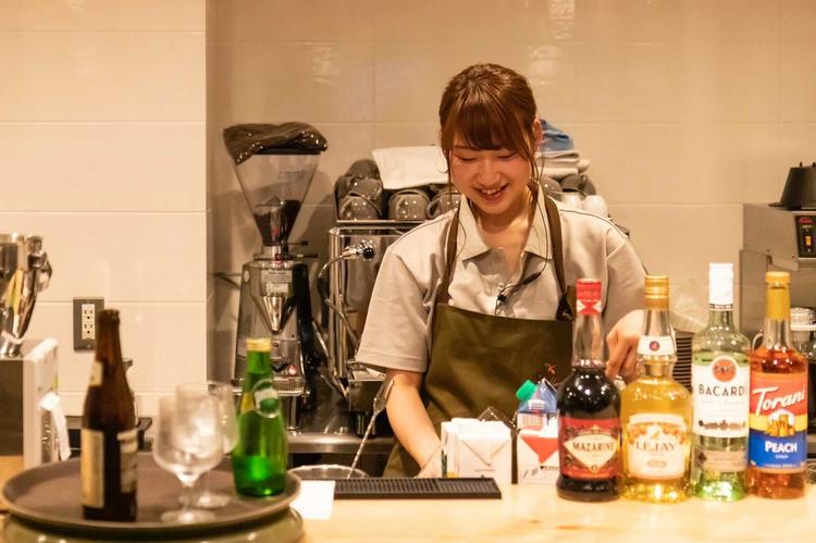 オシャレなお酒も豊富なラインナップ