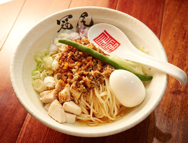 オリジナルの和え麺、あなたの腕が試せます