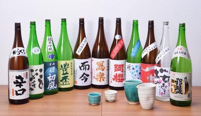 焼鳥によく合う日本酒が豊富です!