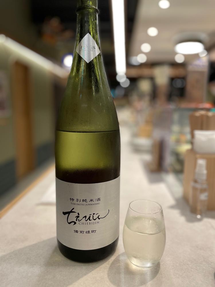 お酒の仕入れもスタッフが自分でセレクト♪