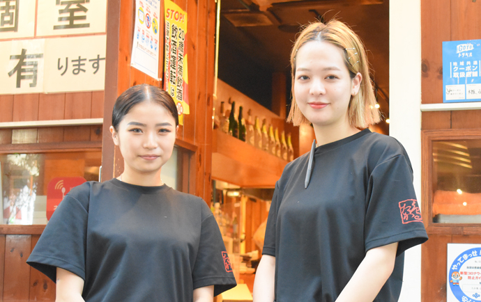 スタッフはみんな和気あいあい♪