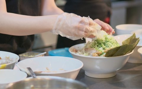 料理技術がなくても安心の研修制度