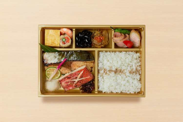 築地 千鶴屋の豪華相盛り