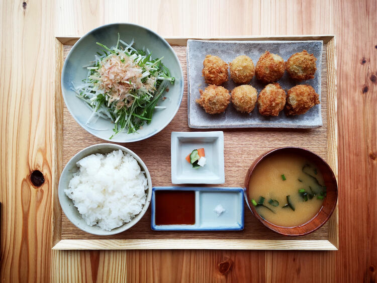 こだわりの素材で身体に優しいお料理を…