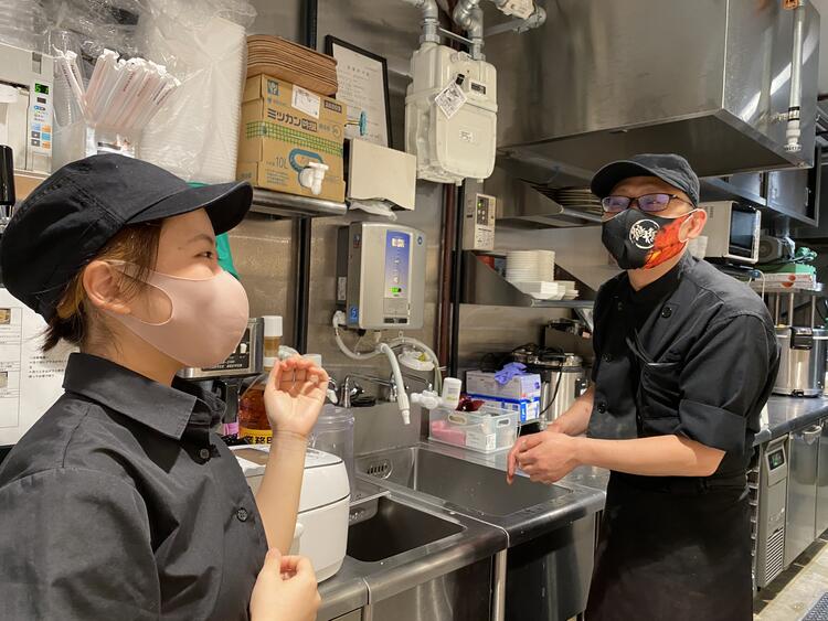 幅広い年齢のスタッフ活躍中