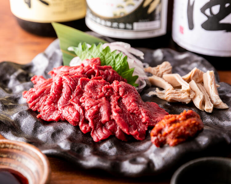 名物 会津馬刺し