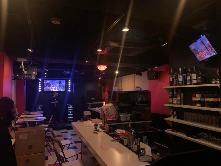 姉妹店・Trump店内