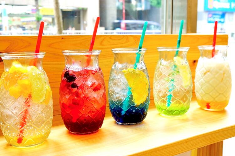 カラフルなドリンクも!!