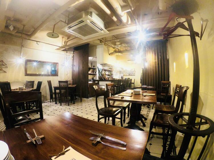 姉妹店『Gili』も16年経営してます