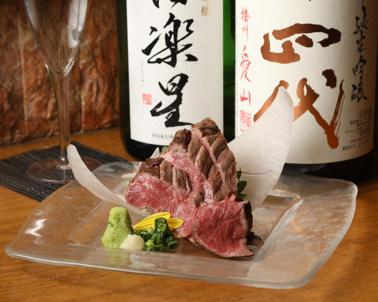 名物!低温調理 和牛肉刺し