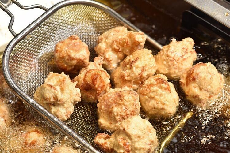 ダシにこだわった自慢の唐揚げ