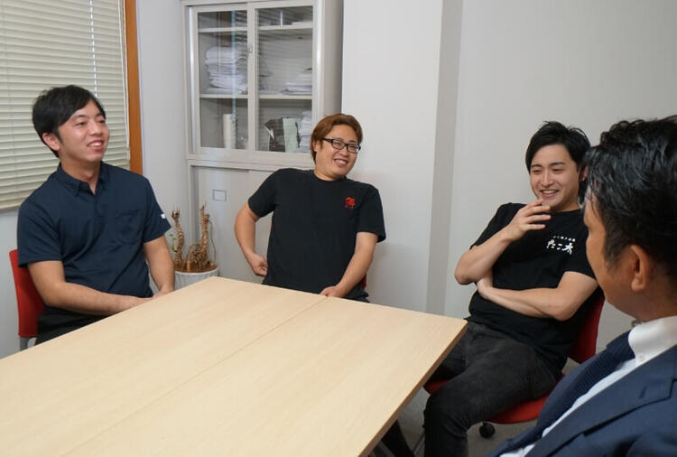 活発に意見を交わしています!