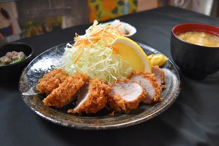 まかないでとんかつを楽しめますよ!