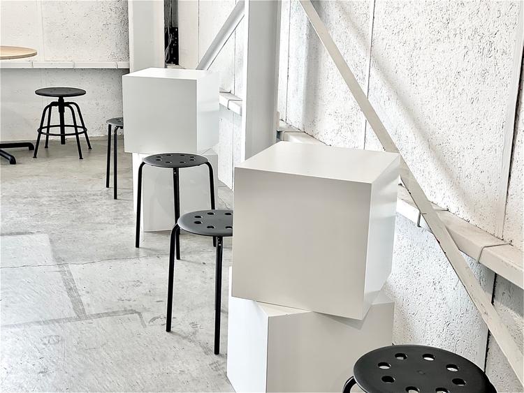 シンプルな作りの店内。