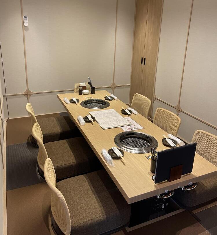 ゆったりとした空間の店内②