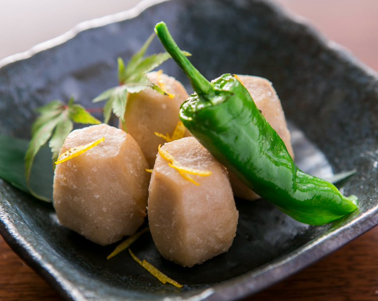 「里芋の唐揚げ」は秘伝のタレを使用◎