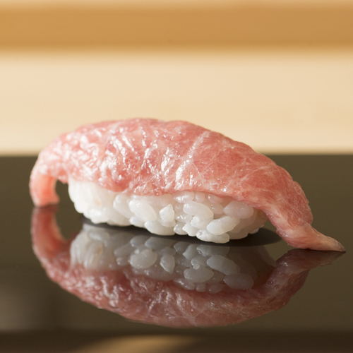 握りは職人の技が光る逸品