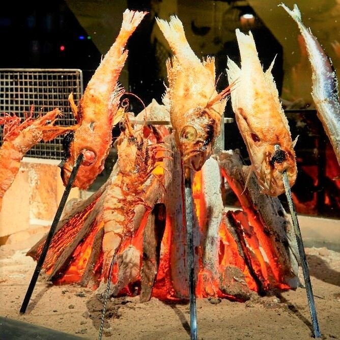 焼く様子が見れます※画像はイメージです