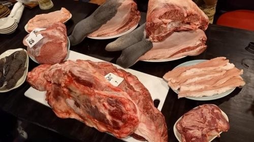 肉を目利きする店主は元食肉市場職人です☆