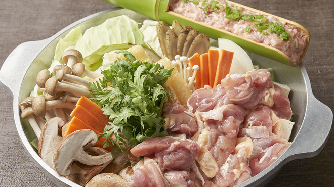 とりすき鍋など、焼き物以外の名物料理も