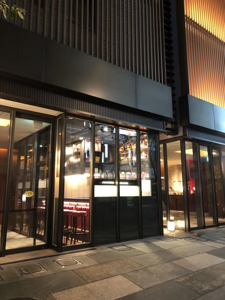 1階バーの外観