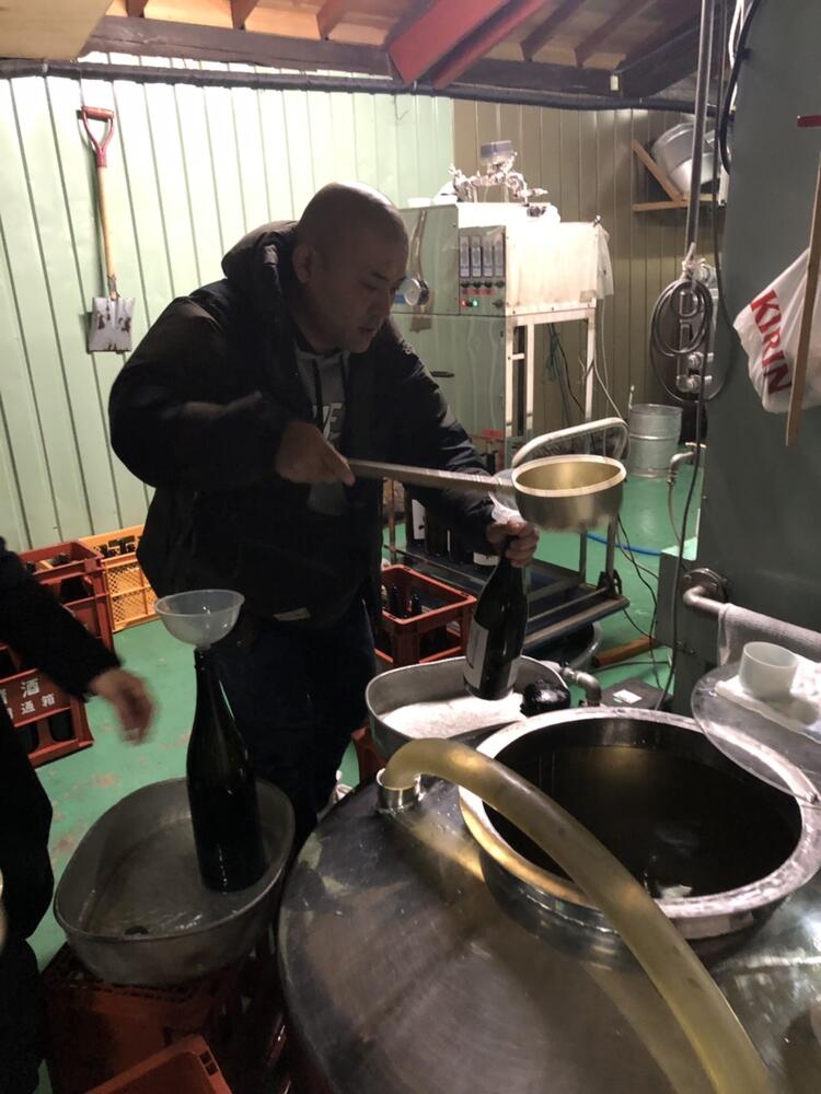 日本酒を蔵元まで直接汲みに行きました!
