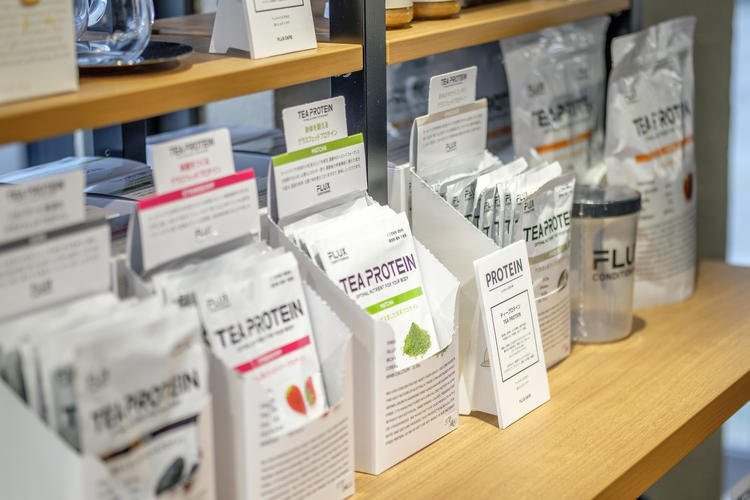 自社開発のTEA PROTEIN