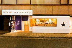 スタイリッシュで真新しい店舗で働けます!