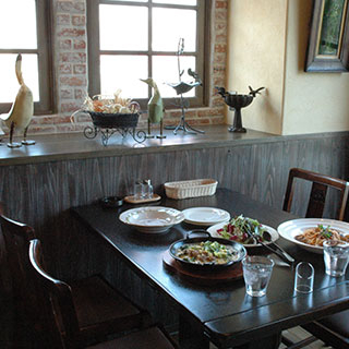 Restaurant DADA 静岡中原店