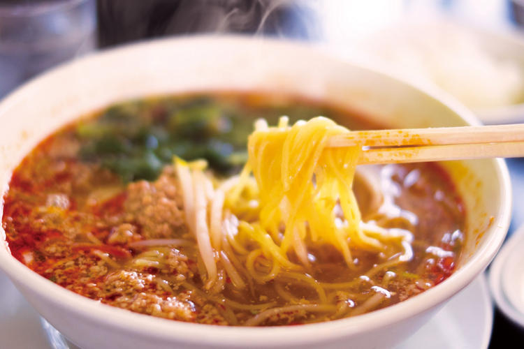 熱々ピリ辛担々麺