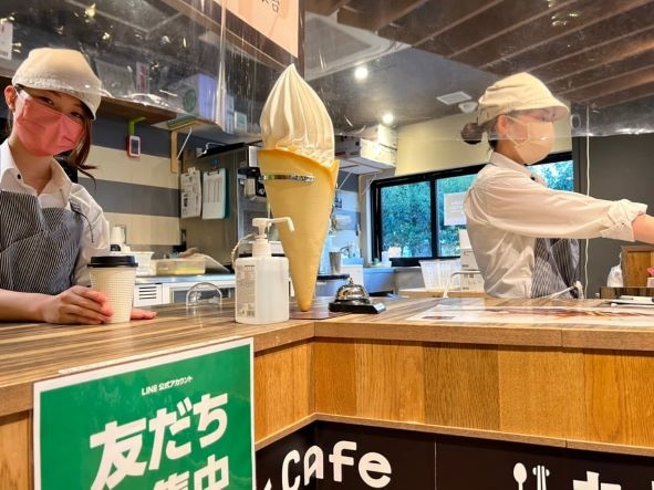 スタッフはみんな仲良しです!