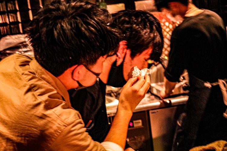 楽しく忙しく、助け合ってお店を創る!