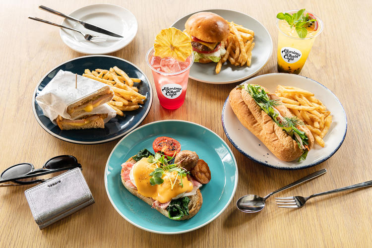ランチからディナーまでこだわりのメニュー