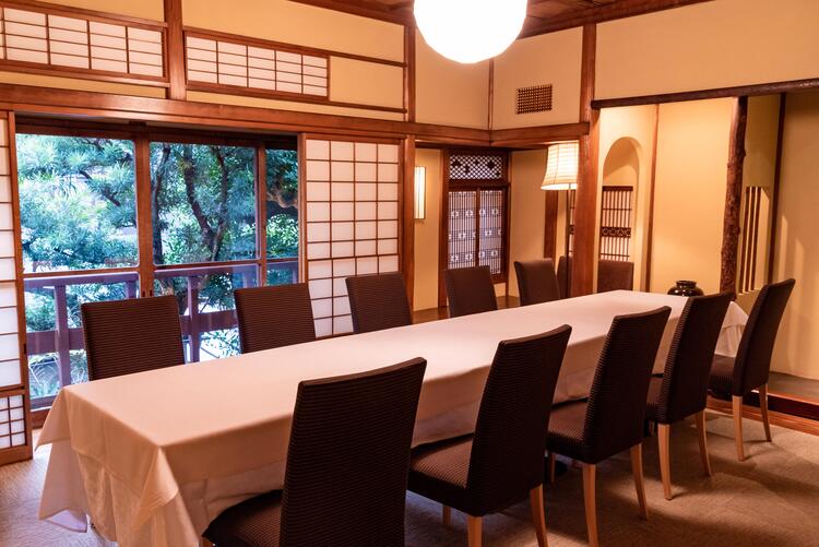 部屋ごとに印象が変わる個室