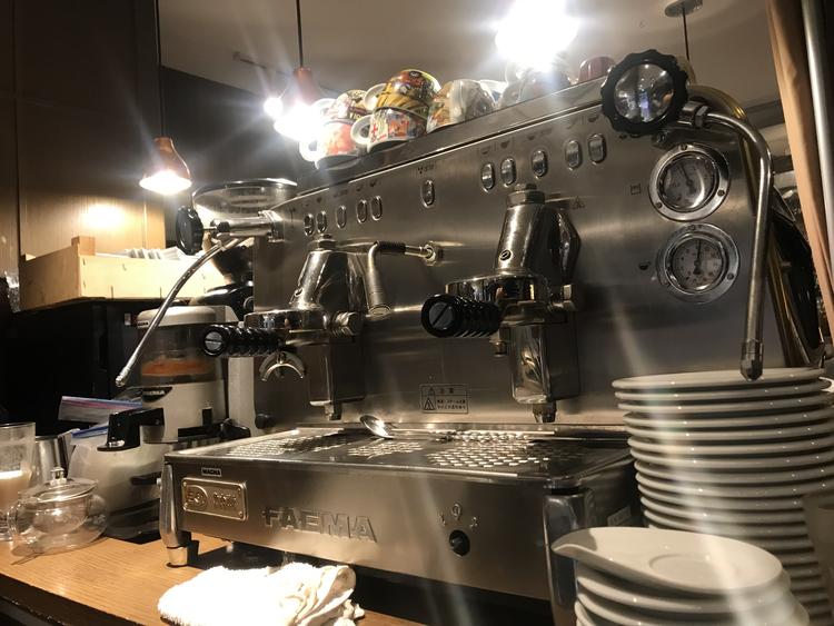 コーヒーも本格的にやってます!